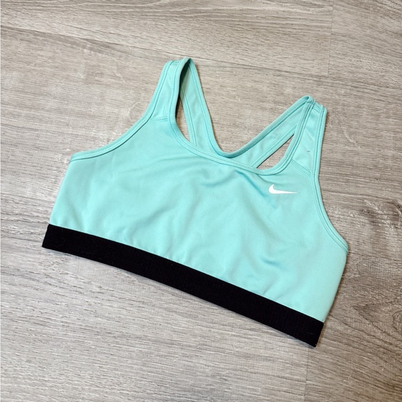 Nike Other - •NIKE• SPORTS BRA